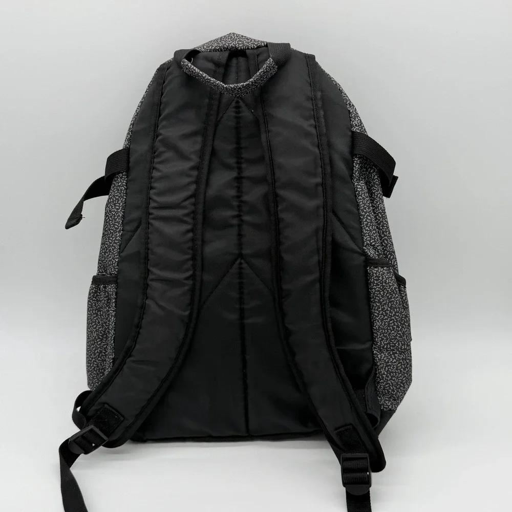 Eastsport millennial tech